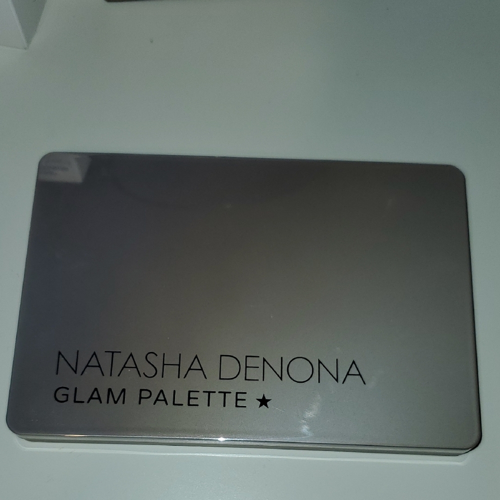 Natasha Denona Glam Palette in Sleek Silver